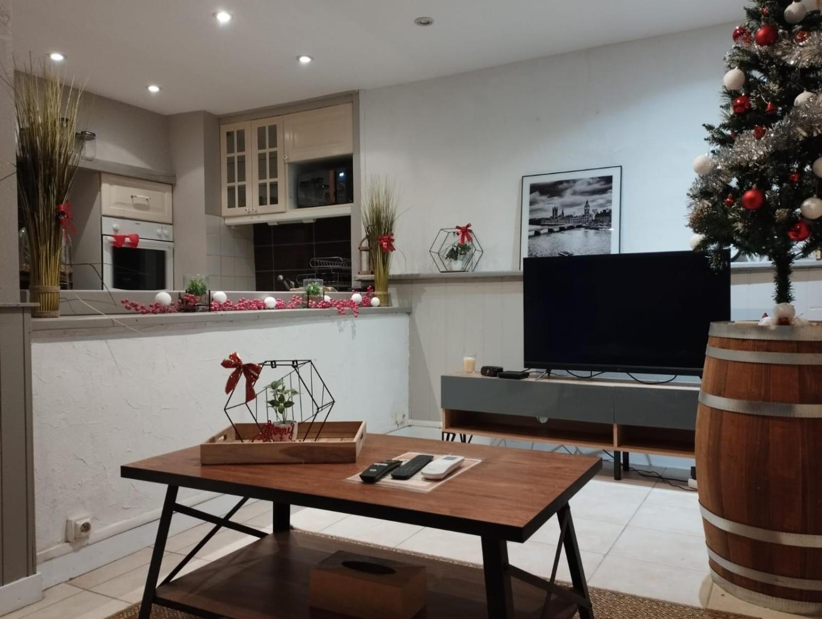 Les 4 Chenes - T2 Refait A Neuf Apartment Le Pont-de-Beauvoisin Exterior foto